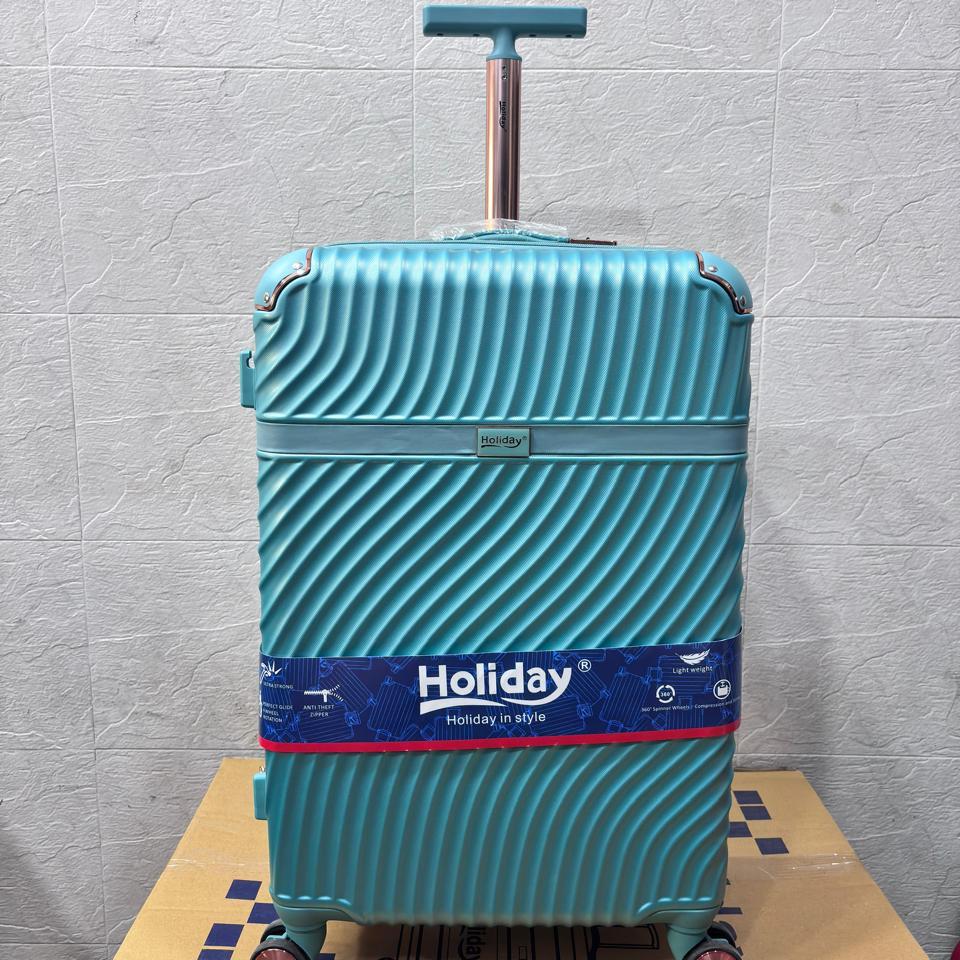 Hard Shell Travel Suitcase